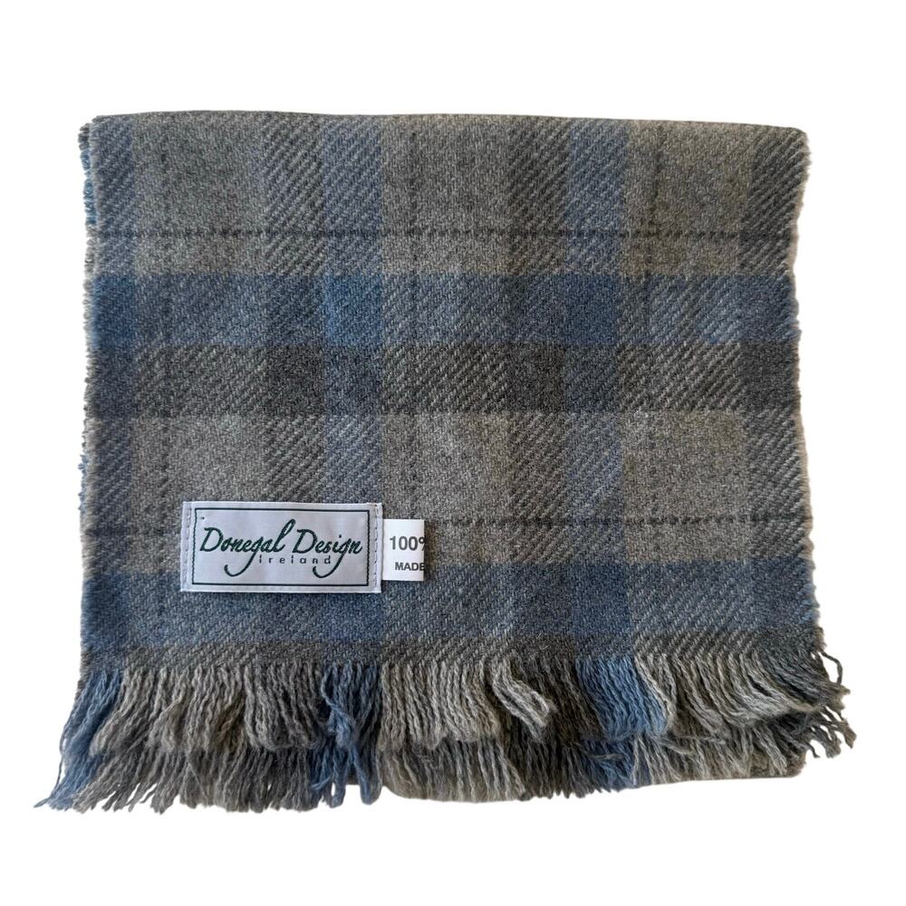 Donegal Design Ireland 100% Wool Scarf Blue Gray Plaid Fringe Made in Ireland